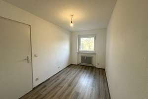 Sanierte 4-Zimmer Wohnung mit Balkon, EBK & Aufzug in Heilbronn-Ost – Die vollständige Adresse der Immobilie erhältst du vom Anbieter., 74078 Heilbronn, Heilbronn – Vorschaubild 11