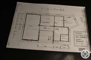 Wohnen mit Charakter: 2-Zimmer-Dachgeschosswohnung in Duisburg-Duissern – Heckenstraße 15, 47058 Duissern, Duisburg – Vorschaubild 2