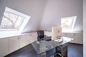 Exklusives Wohnerlebnis: Stilvolle 4-Zimmer-Wohnung mit privatem Aufzug und luxuriöser Ausstattung – Die vollständige Adresse der Immobilie erhältst du vom Anbieter., 81479 Solln, München – Vorschaubild 29