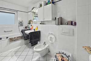 Modernes Familienhaus in begehrter Spielstraße von Sterkrade – 5 Zimmer und Kamin – Die vollständige Adresse der Immobilie erhältst du vom Anbieter., 46145 Alsfeld, Oberhausen – Vorschaubild 7