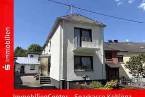 Voll-Eigentum statt Eigentumswohnung in einer WEG: Charmantes Haus im Ortskern – Koblenz – Vorschaubild 1