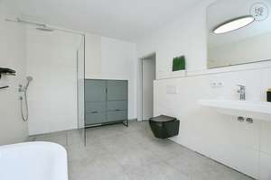 Exklusive Penthouse Wohnung, modern möbliert mit Stellplatz in Stuttgart Giebel – Die vollständige Adresse der Immobilie erhältst du vom Anbieter., 70499 Giebel, Stuttgart – Vorschaubild 16