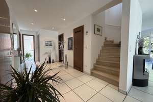 Maisonettewohnung mit Hauscharakter – 5,5 Zimmer auf ca. 143 m² – Die vollständige Adresse der Immobilie erhältst du vom Anbieter., 45289 Burgaltendorf, Essen – Vorschaubild 3