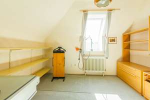 Wohnglück: Großzügiges Einfamilienhaus auf traumhaftem Grundstück – Die vollständige Adresse der Immobilie erhältst du vom Anbieter., 22159 Farmsen-Berne, Hamburg – Vorschaubild 19