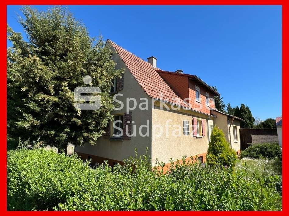 Straßenansicht