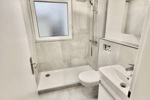 Top sanierte 3 Zimmer EG / Souterrain Wohnung in ruhigem Haus, gute Lage (Video !!) – In der Felderhütten 63, 51371 Bürrig, Leverkusen – Vorschaubild 5