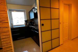 Provisionsfrei!! Stilvolle, modernisierte 2-Zimmer-Wohnung mit Balkon und Einbauküche in Krefeld – Die vollständige Adresse der Immobilie erhältst du vom Anbieter., 47807 Fischeln, Krefeld – Vorschaubild 3