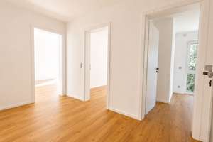 * Exkl. 3-Zi.-Gartenblick-Whg. , ab sofort, Ruhige Lage in Fürstenried, Keller, TG * – Die vollständige Adresse der Immobilie erhältst du vom Anbieter., 81475 Fürstenried-West, München – Vorschaubild 9