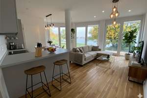Traumhafte Wasserlage in Grünau, 2 Zimmer Wohnung mit großer Terrasse, EBK, Aufzug – Dahmestraße 15, 12527 Grünau, Berlin – Vorschaubild 1