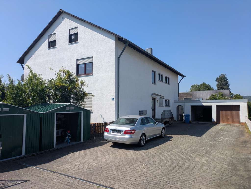 Immobilie in Kelheim - 3-Familienhaus in absoluter ruhiger top Lage - Bild 1