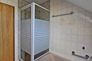 Schöne Wohnung steht zum Einzug bereit!! – Die vollständige Adresse der Immobilie erhältst du vom Anbieter., 72770 Betzingen, Reutlingen – Vorschaubild 10