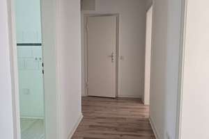 **Modernisierte und bezugsfertige 3 Raum in Holsterhausen** – Holsterhauser Str. 92, 45147 Holsterhausen, Essen – Vorschaubild 12