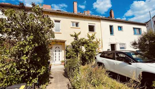 Bild von + Reihenhaus mit g r o ß e m Grundstück +