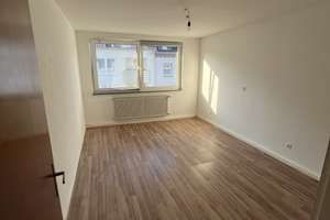 Helle 4-Zimmer-Wohnung mit 2 Balkonen und 2 Bädern in zentraler Lage  – Augustastraße 12, 52070 Kaiserplatz, Aachen – Vorschaubild 5
