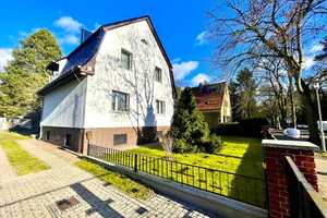 Großzügiges Einfamilienhaus mit Nebengelass in Bestlage von Zeuthen! – Dahme-Spreewald (Kreis) – Vorschaubild 1
