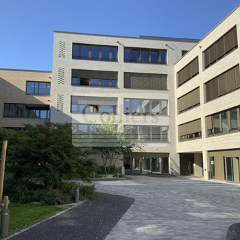 Neubau: Attraktive Bürofläche provisionsfrei zu vermieten!