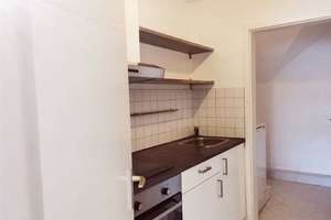 Gemütliche 1-Zimmer-Wohnung mit EBK und Stellplatz – Die vollständige Adresse der Immobilie erhältst du vom Anbieter., 72585 Riederich – Vorschaubild 3
