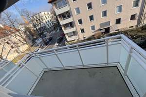 Ruhige 1-Zi Whg, EBK, O/SO Balkon in zentraler Lage in Schwabing Nord / Milbertshofen – Griegstraße 13, 80807 Milbertshofen, München – Vorschaubild 9