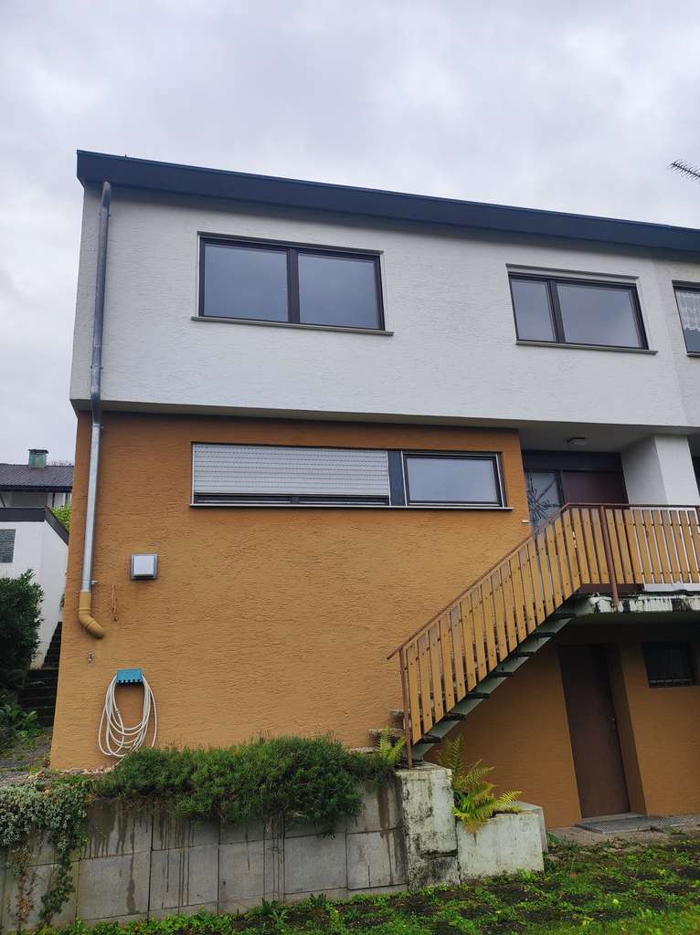 Geräumige DHH in Höhenlage, 5-Zimmer-Haus in Remshalden