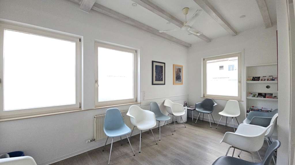 Immobilie in Lampertheim - Attraktive Gewerbe-/Wohneinheit mit vielseitigem Nutzungspotenzial im Herzen von Lampertheim - Bild 4