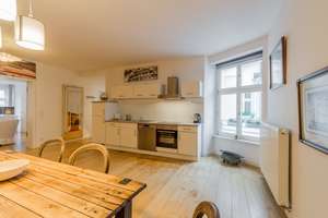 Repräsentative Wohnung in Mitte – Die vollständige Adresse der Immobilie erhältst du vom Anbieter., 10117 Mitte (Ortsteil), Berlin – Vorschaubild 9