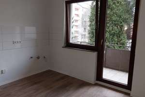 MA-Lindenhof eine schöne und helle 2-Zimmerwohnung mit Balkon – Eichelsheimerstrasse 5, 68163 Lindenhof, Mannheim – Vorschaubild 1