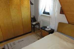 2-Familienhaus (eine Whg. vermietet) mit Werkstatt und 8 Garagen auf Traumgrundstück – Limburg-Weilburg (Kreis) – Vorschaubild 14