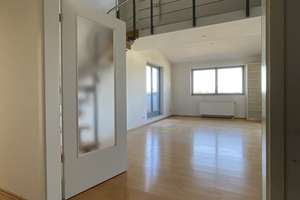 Lichtdurchflutete Penthousewohnung mit drei Balkonen – 30657 Bothfeld, Hannover – Vorschaubild 2
