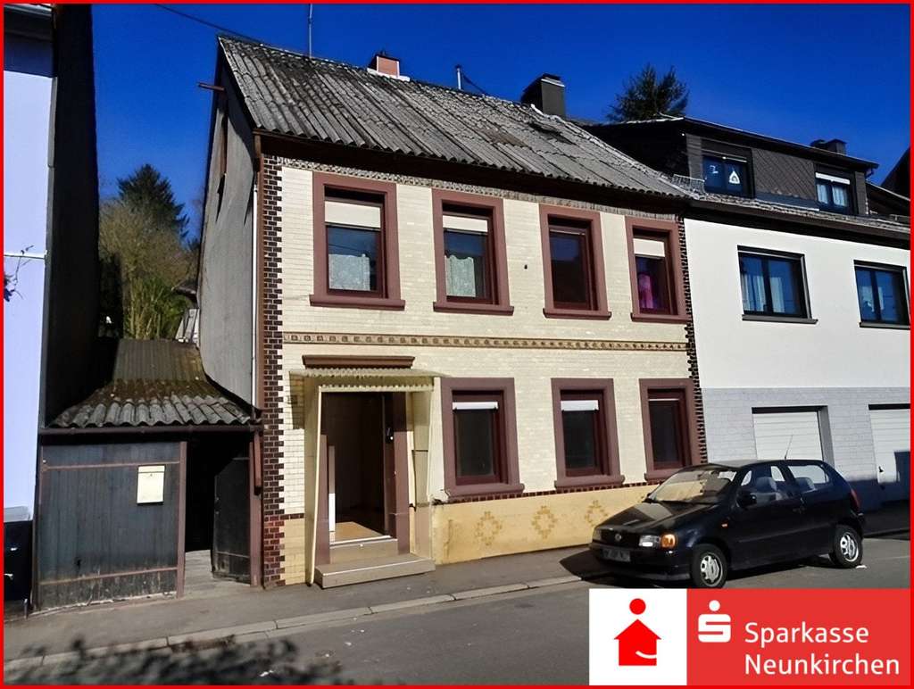 Immobilie in Spiesen-Elversberg - Einfamilienhaus mit Gartengrundstück - Bild 0