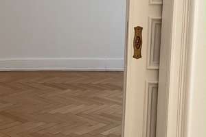 ***Altbaucharme*** Großzügige  4-Zimmer-Altbauwohnung | 129 m² | Wiesbaden – Kaiser-Friedrich-Ring 56, 65185 Mitte, Wiesbaden – Vorschaubild 3