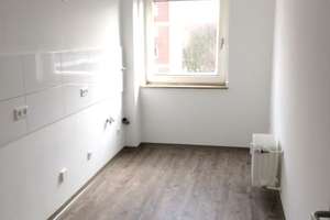 Sehr schöne - 3 Zimmerwohnung mit Loggia in Duisburg-Mündelheim!