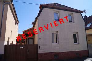Handwerker aufgepasst! Einfamilienhaus mit Potential in Ludwigshafen-Oppau/Bieterverfahren ab 200000 – Die vollständige Adresse der Immobilie erhältst du vom Anbieter., 67069 Oppau, Ludwigshafen am Rhein – Vorschaubild 1