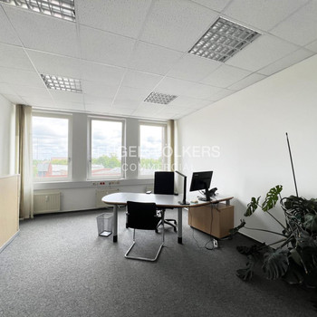 Büro mit top Raumstruktur verkehrsgünstig im Norden