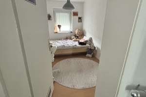 Familienfreundliches Reihenmittelhaus in Senden – renoviert, mit Garten, Balkon & Kachelofen – Die vollständige Adresse der Immobilie erhältst du vom Anbieter., 89250 Senden – Vorschaubild 10