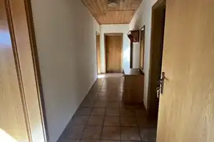 Geräumiges + gepflegtes 7-Zimmer-Wohnhaus und Nebengebäude (für Gewerbe) in Königsbrunn – Augsburg (Kreis) – Vorschaubild 15