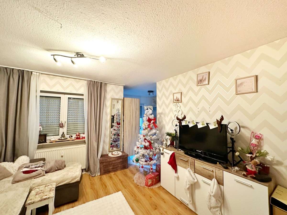 Immobilie in Bretten - Smarte Geldanlage: Gepflegtes 1-Zimmer-Apartment mit zuverlässiger Mieterin! - Bild 1