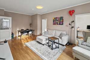 Wunderschöne 2-Zimmer-Jugendstilwohnung im Denkmalschutz von München-Schwabing – vermietet – Die vollständige Adresse der Immobilie erhältst du vom Anbieter., 80796 Neuschwabing, München – Vorschaubild 3