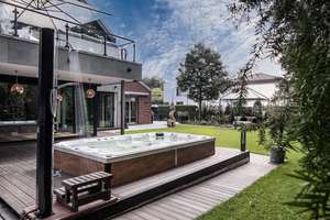 Villa mit zwei autarken Wohneinheiten.
High-End-Ausstattung in begehrter Bestlage von Münster. – Die vollständige Adresse der Immobilie erhältst du vom Anbieter., 48155 Mauritz-Ost, Münster – Vorschaubild 2