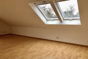 Helle 3,5-Zimmer-Dachgeschosswohnung mit großem Balkon – ruhig gelegen in Heilbronn-Biberach – Brunnenstraße 18, 74078 Biberach, Heilbronn – Vorschaubild 8