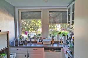 Ohne Markler, vollständig renovierte 3-Zimmer-EG-Wohnung mit  Balkon, Loggia, Schwimmbad,Küche – Leustraße 12, 86179 Augsburg – Vorschaubild 3