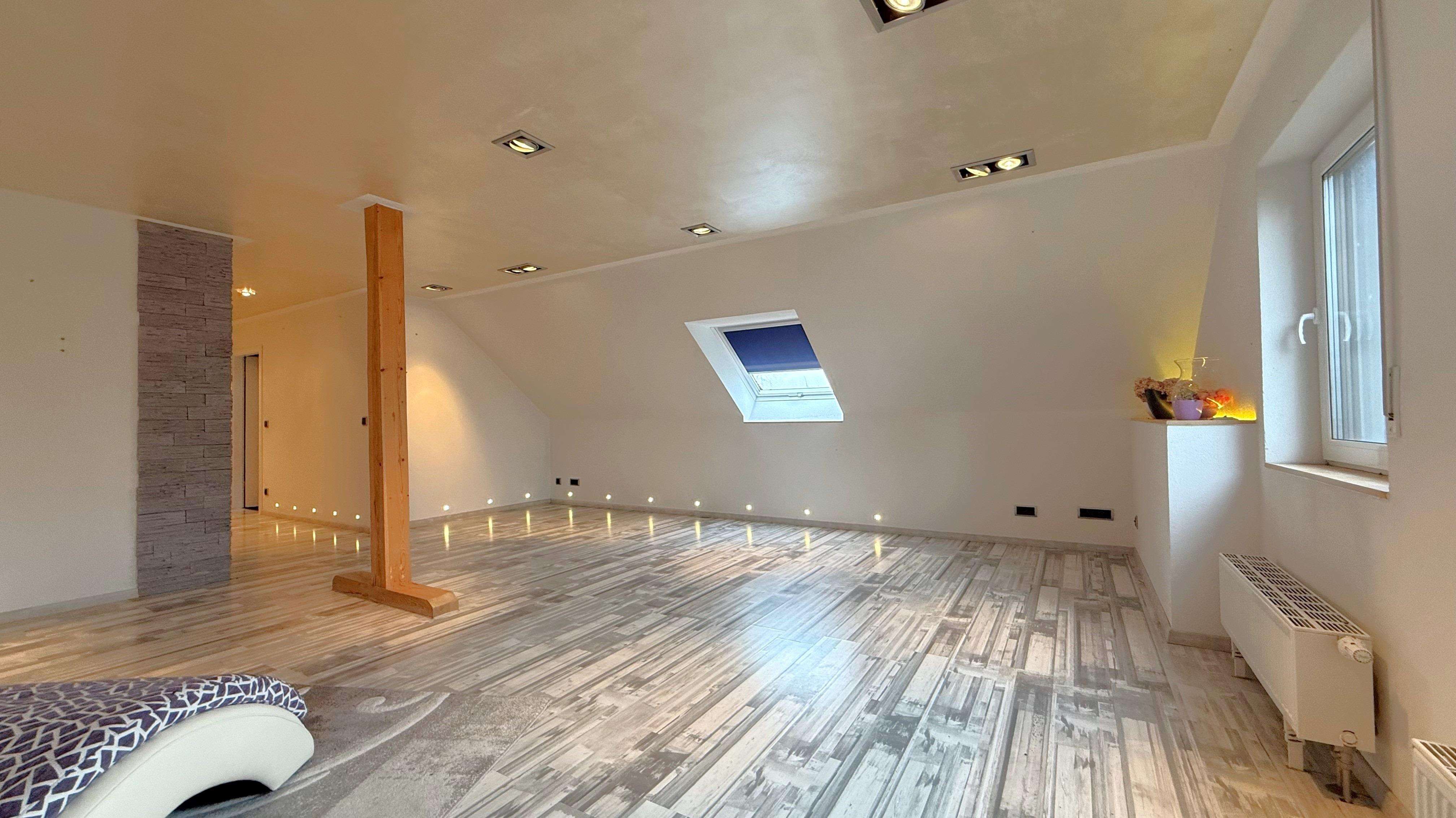 Immobilie in Neuhausen ob Eck - Familienhaus mit XXL Werkstatt - Bild 5