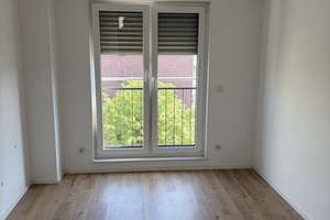Helle 3-Zimmer Wohnung im 4. OG mit Balkon in Köln-Ostheim – Die vollständige Adresse der Immobilie erhältst du vom Anbieter., 51107 Ostheim, Köln – Vorschaubild 3
