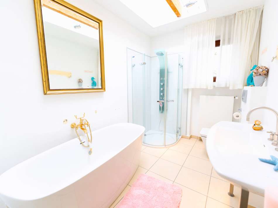 Badezimmer EG