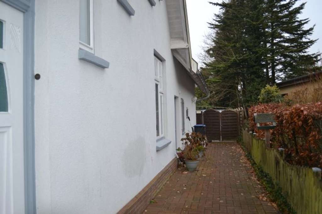 Immobilie in Hohenlockstedt - Verkauf eines individuellen Altbau-Bürgerhauses mit Doppelcarport in Hohenlockstedt bei Itzehoe - Bild 4