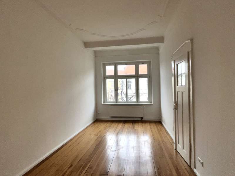 Schlafzimmer 1
