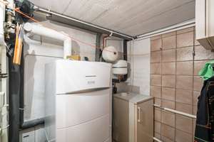 Bremen - Vahr | Großzügiger Bungalow mit Wintergarten, Sauna und vielseitigem Platzangebot – Die vollständige Adresse der Immobilie erhältst du vom Anbieter., 28327 Ellener Feld, Bremen – Vorschaubild 18