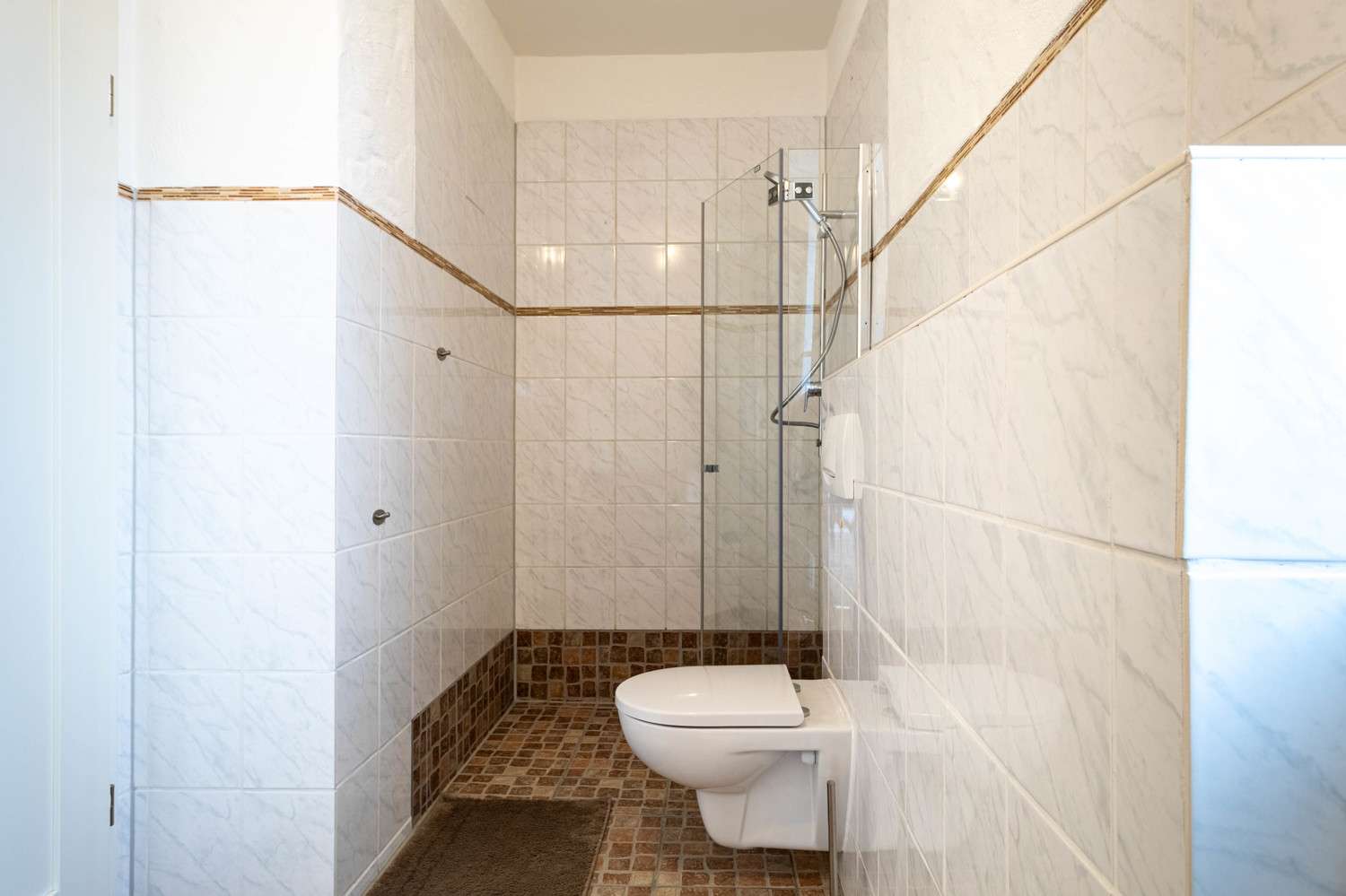 Immobilie in Brilon - Zwei Wohnungen, ein Ziel: Sie! - Bild 4