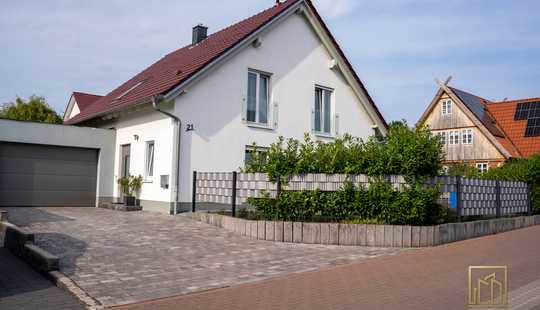 Bild von Christian Dik Immobilien / Neuwertiges Einfamilienhaus in ruhiger Lage