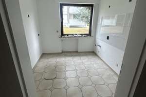 Wohnen mit Charakter: 3-Zimmer-Wohnung in Solingen – Die vollständige Adresse der Immobilie erhältst du vom Anbieter., 42657 Burg/Höhscheid, Solingen – Vorschaubild 9