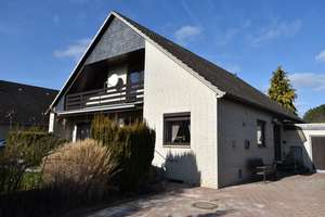 Einfamilienhaus auf Eigentumsgrundstück in exzellenter Lage von Fallersleben – Die vollständige Adresse der Immobilie erhältst du vom Anbieter., 38442 Fallersleben, Wolfsburg – Vorschaubild 2